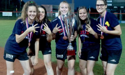 (čeština) Juniorky U19 porazily Nizozemky a z mistrovství Evropy vezou bronz. softball.cz